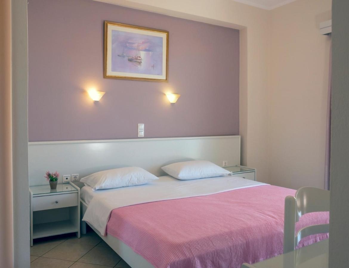 Hotel Loukas Vrachos Paralia Vrachou Buitenkant foto