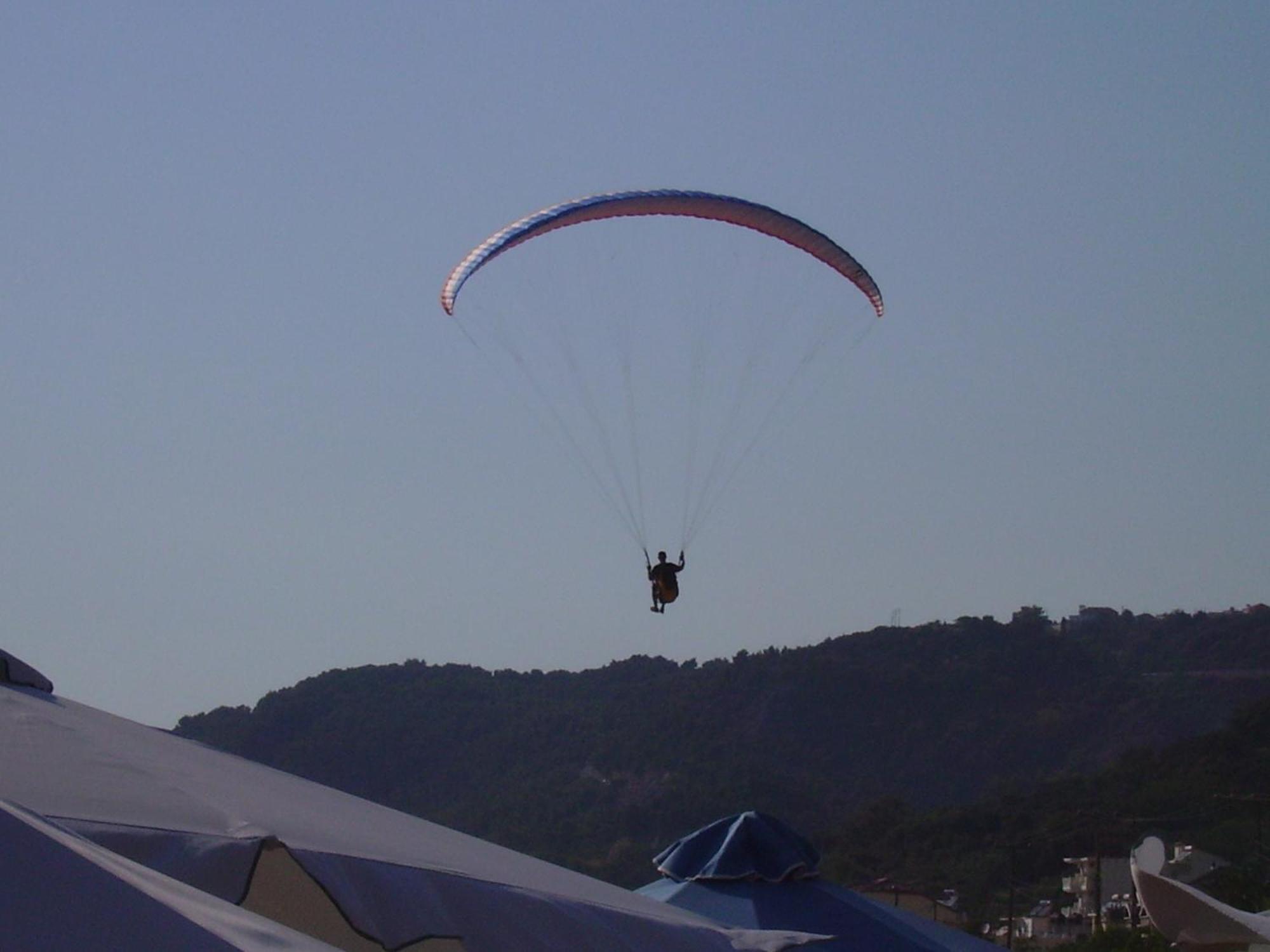 Hotel Loukas Vrachos Paralia Vrachou Buitenkant foto