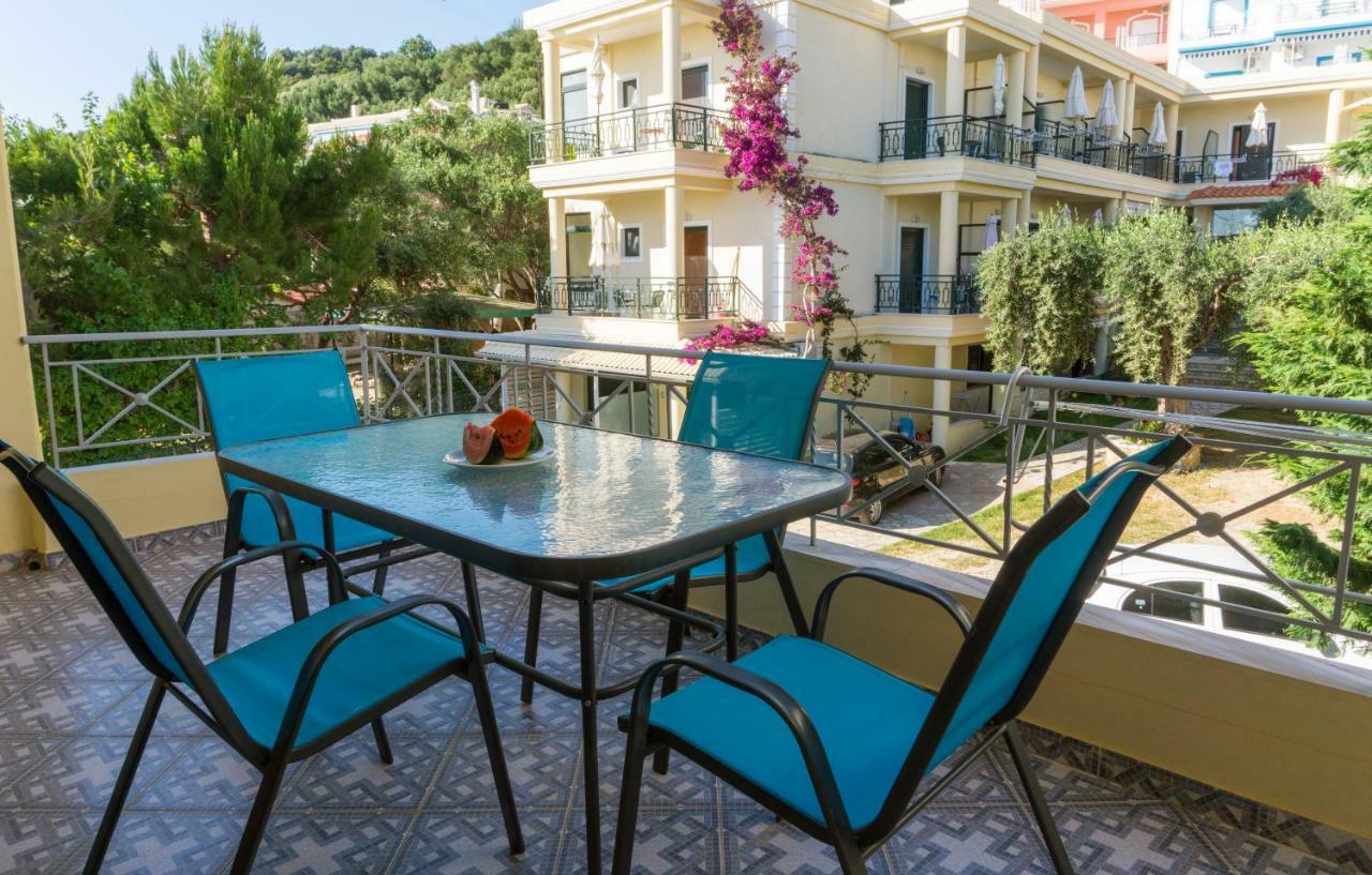 Hotel Loukas Vrachos Paralia Vrachou Buitenkant foto