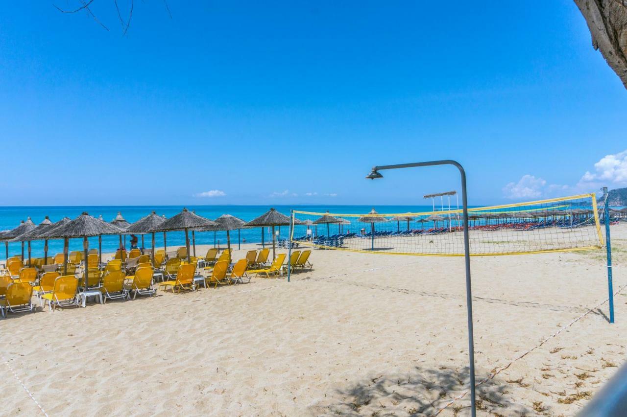 Hotel Loukas Vrachos Paralia Vrachou Buitenkant foto